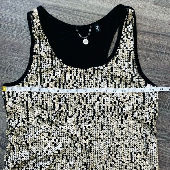 BKE Boutique Gold Sequin Tank Top - Picture 3 of 9